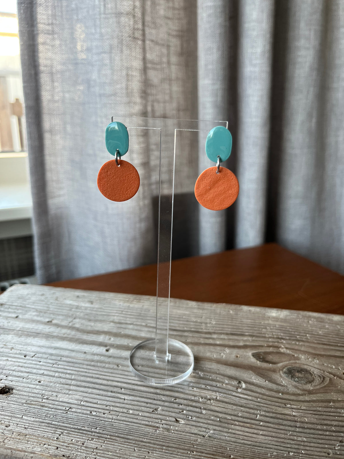 Alice (orange)