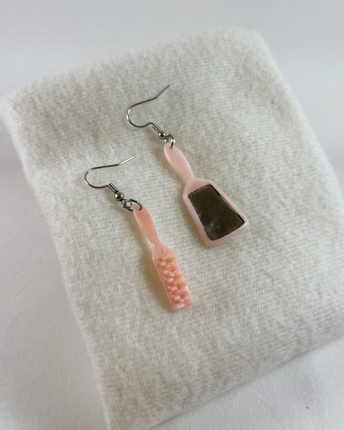 Dollhouse Dreams Mirror Brush Pink