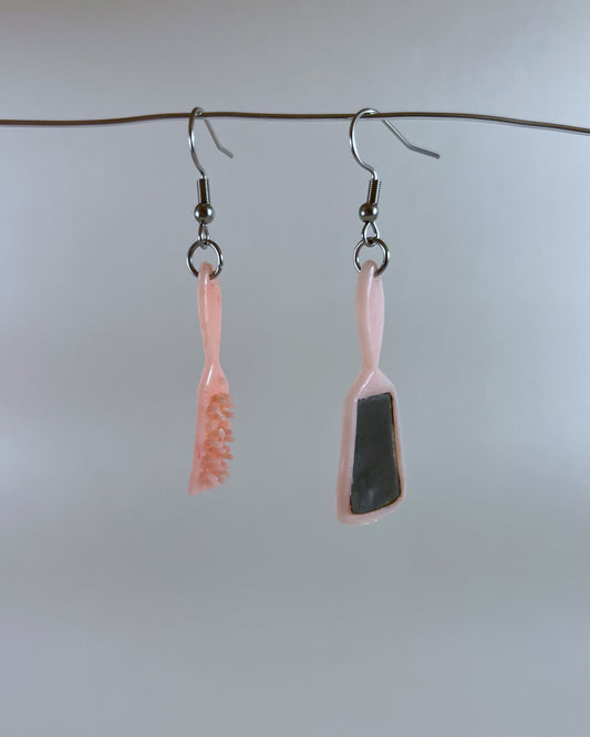 Dollhouse Dreams Mirror Brush Pink